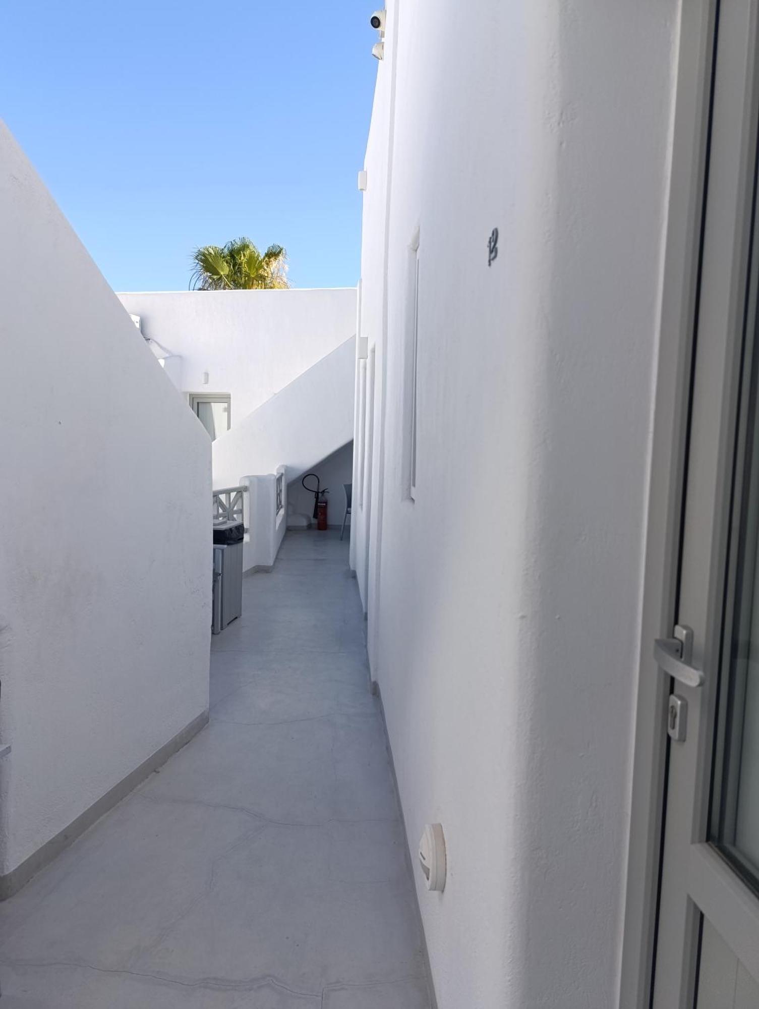 Fira Eco Center Rooms Экстерьер фото